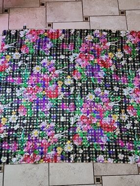 Vtg Geoffrey Beene Made In France Silk Black & Gold Striped Floral Design Scarf
